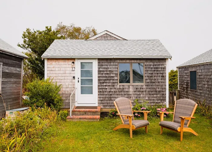 Truro Beach Cottages