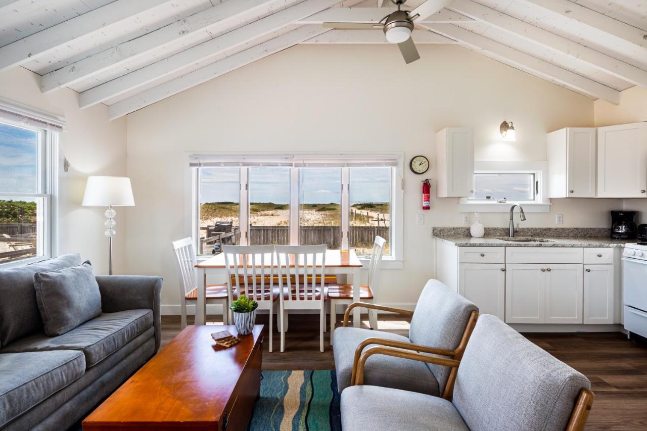Truro Beach Cottages 2*